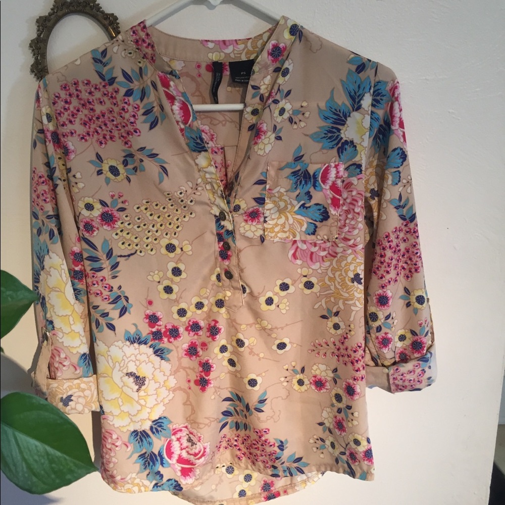Floral top